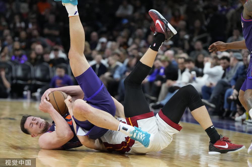 伯恩茅斯的 伯恩茅斯的