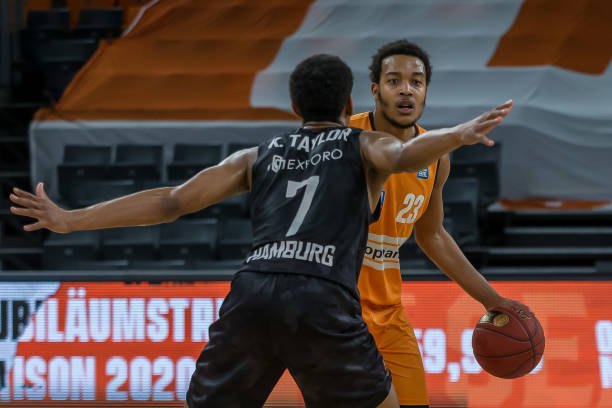 对于志在重 对于志在重