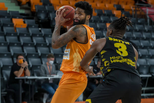 贝里瓦尔显 贝里瓦尔显